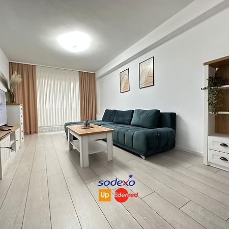 Cozy Luxury Apartments - Coresi Mall #ブラショフ エクステリア 写真