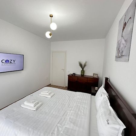 Cozy Luxury Apartments - Coresi Mall #ブラショフ エクステリア 写真