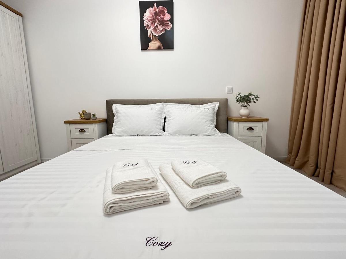 Cozy Luxury Apartments - Coresi Mall #ブラショフ エクステリア 写真