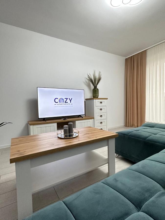 Cozy Luxury Apartments - Coresi Mall #ブラショフ エクステリア 写真