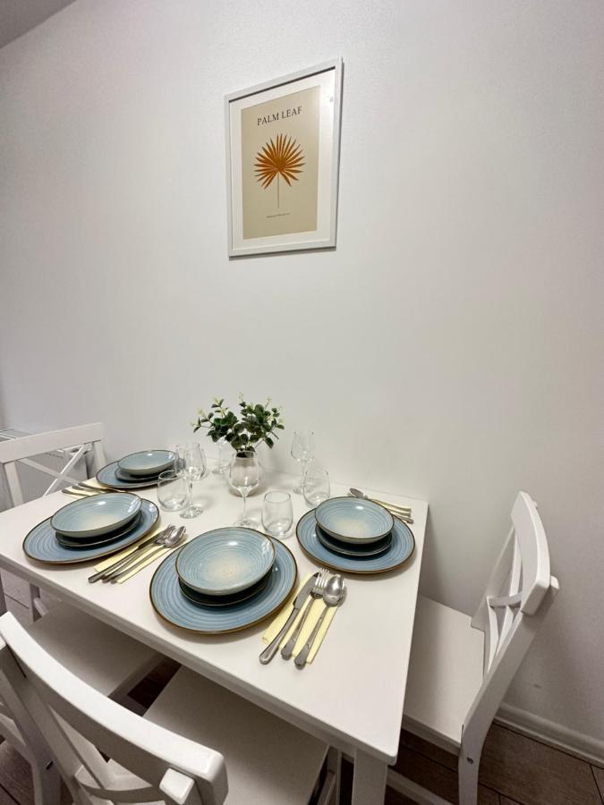 Cozy Luxury Apartments - Coresi Mall #ブラショフ エクステリア 写真