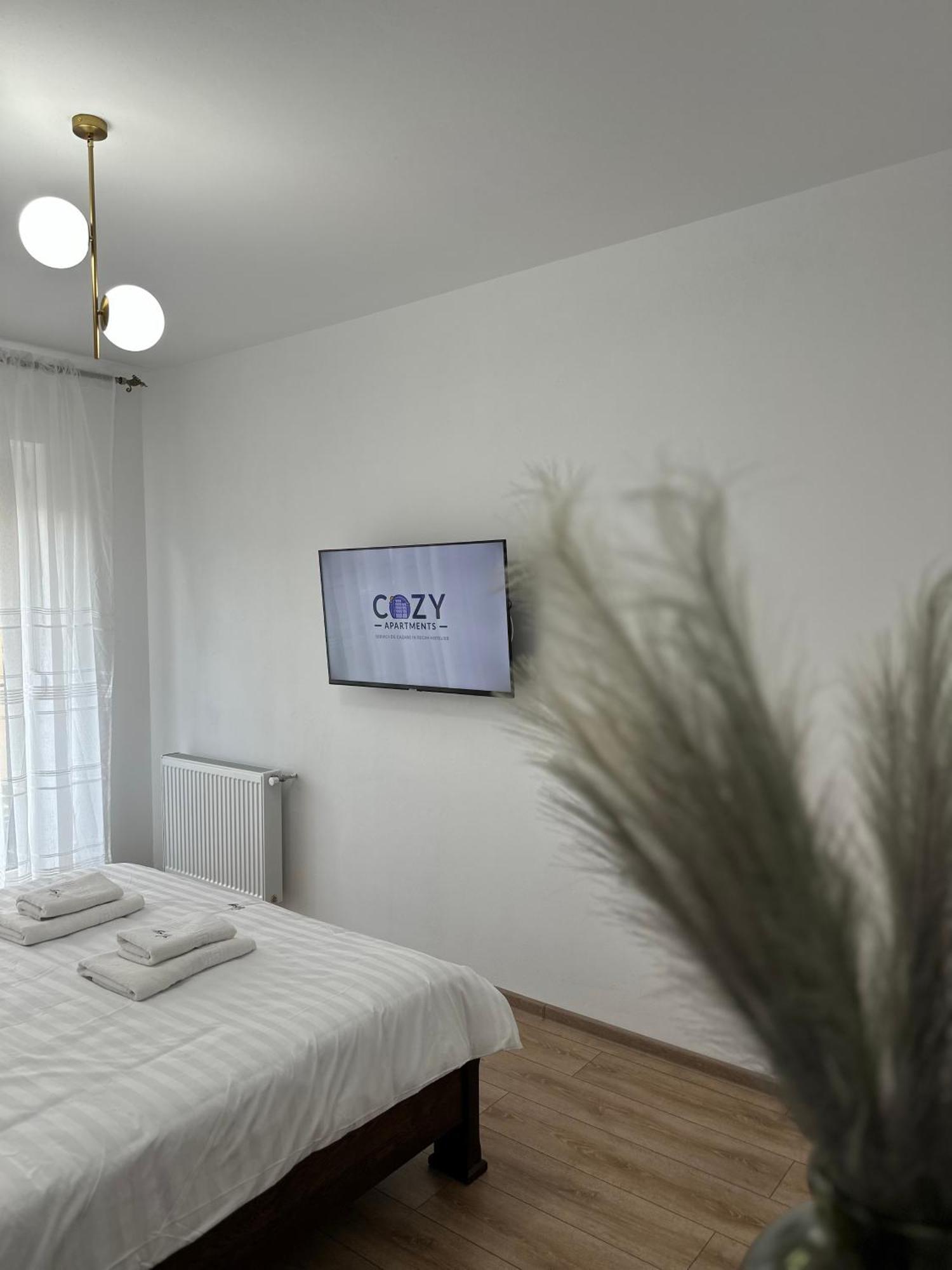 Cozy Luxury Apartments - Coresi Mall #ブラショフ エクステリア 写真